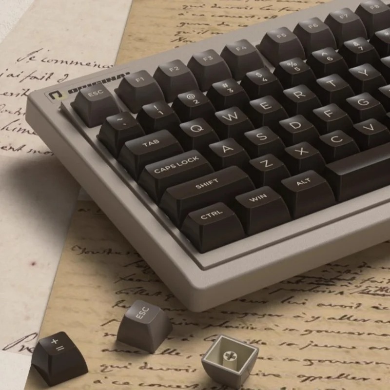 FL·ESPORTS OG104/OG98 ワイヤレス トラ - Retro Gaming Laptop のレビューと価格